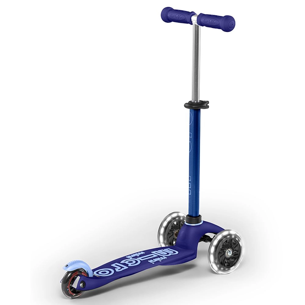 Mini Deluxe 3-Wheel Kick Scooter – 120/85 mm LED