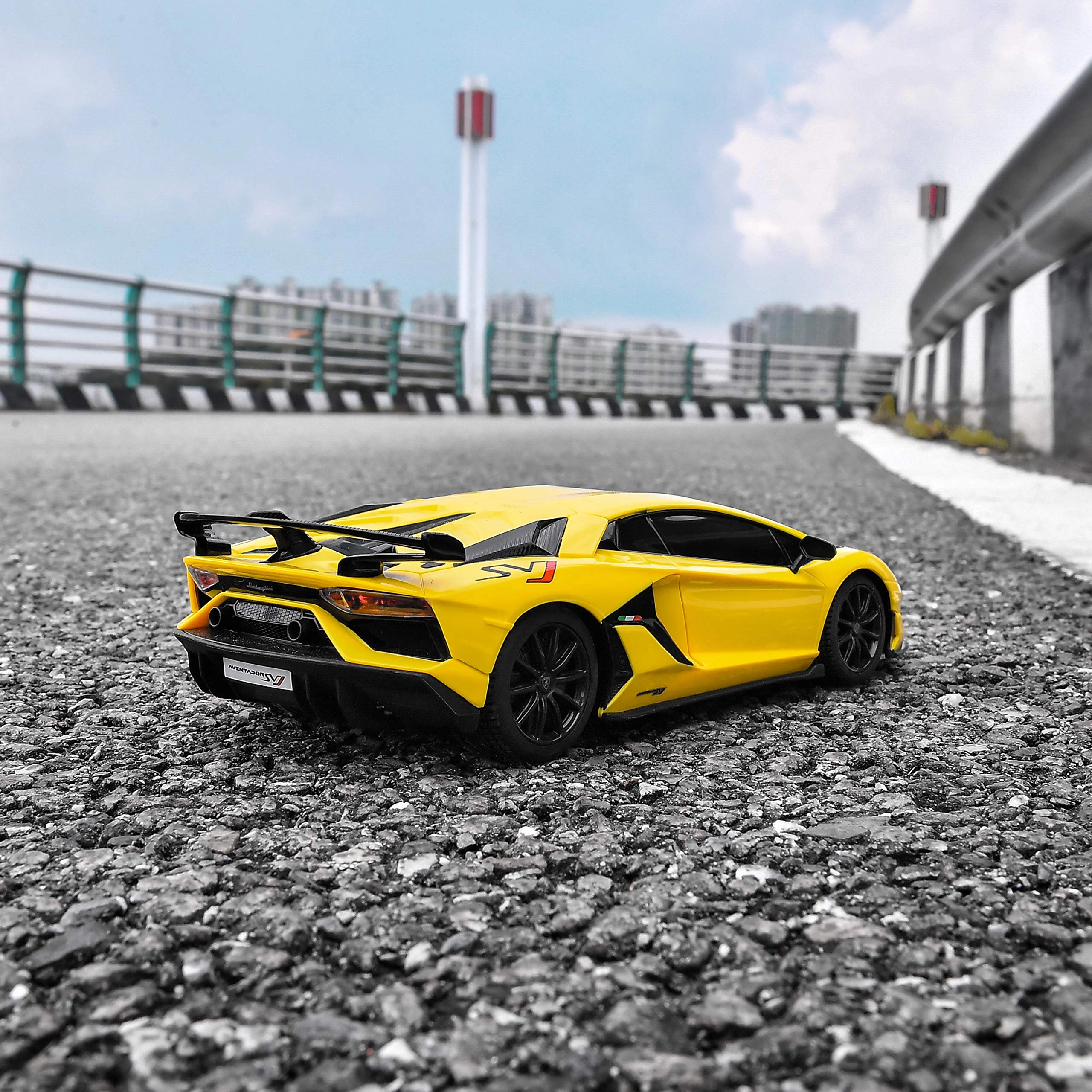 Lambo Remote Control Car - 1:24 Scale