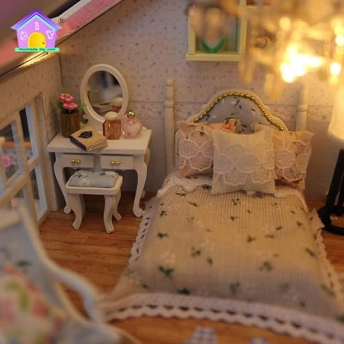 Miniature Dollhouse Kit - 1:24