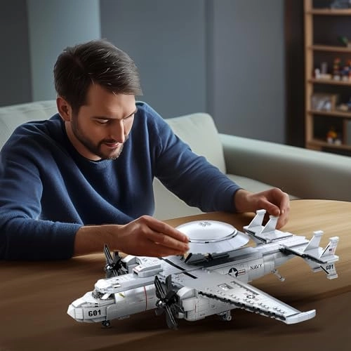 E-2 Hawkeye - Military Aircraft Construction Kit