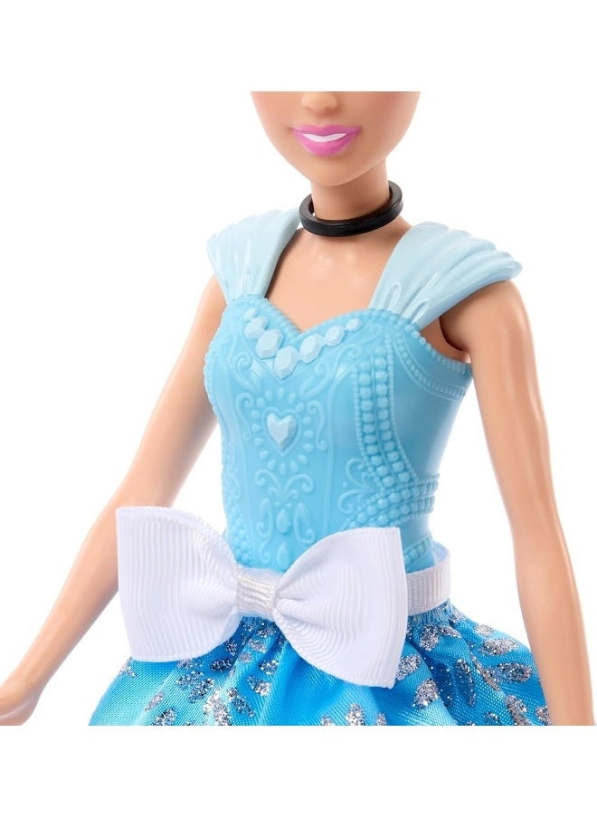 Cinderella Fashion Doll - Royal Fashion Reveal 12 fashions and accessories Set