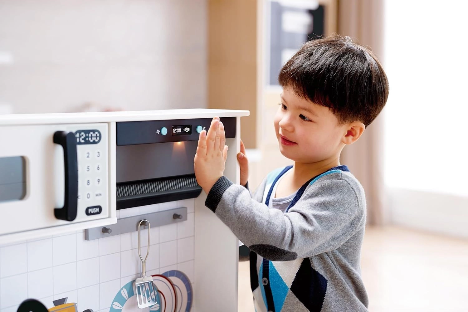 Wooden Modern Smart Kitchen & Food Playset - 12 pcs (531-E3216)