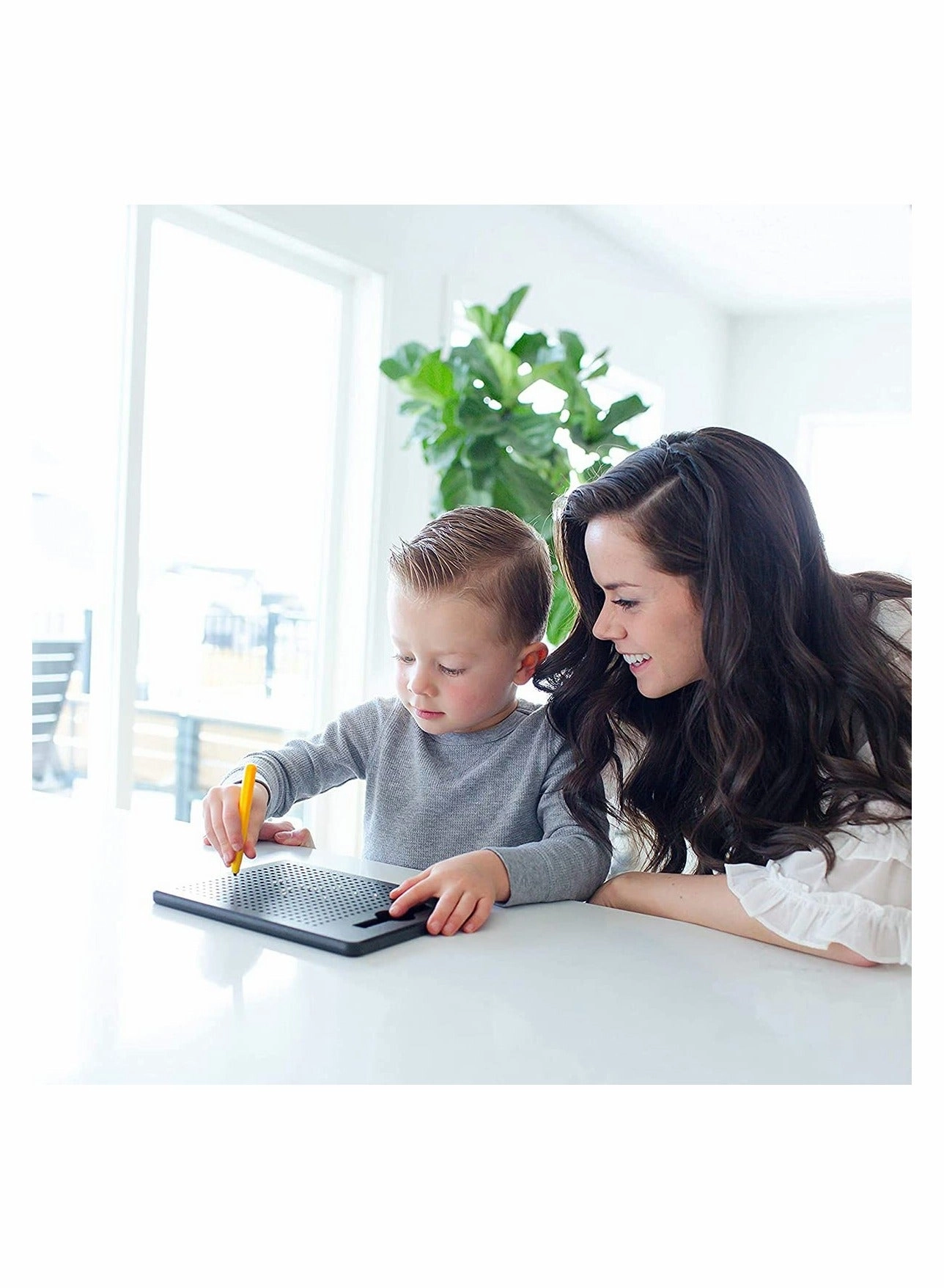 Magnetic Drawing Board - Toddlers Beads Drawing Stylus