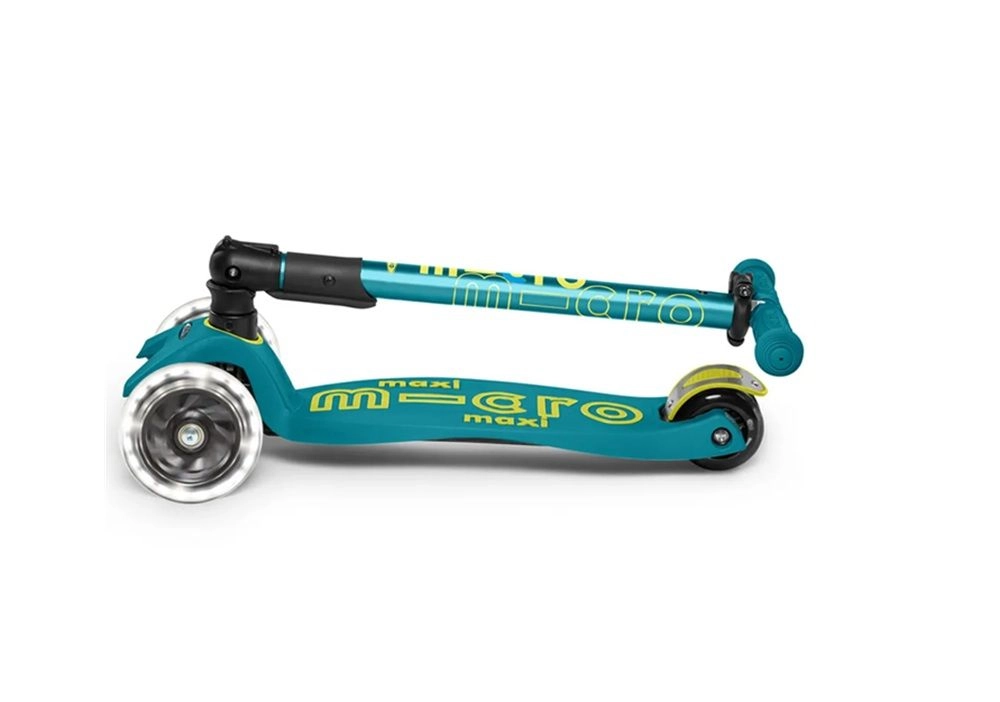 Maxi Deluxe 3-Wheel Kick Scooter – 120/80 mm LED Foldable