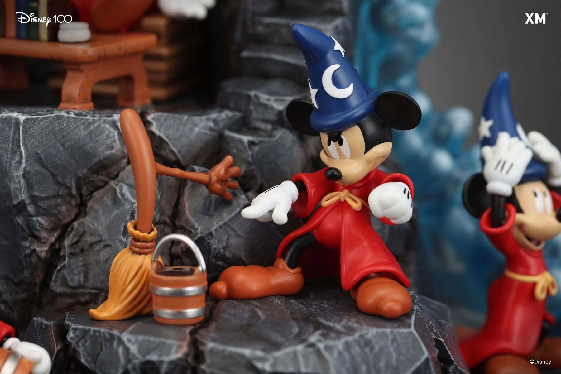 Mickey - Fantasia - Polystone and PU 3 switchout parts