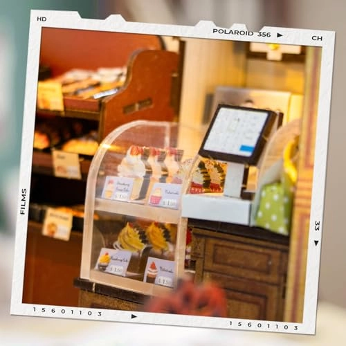 Miniature Dollhouse Kit - Paper Green