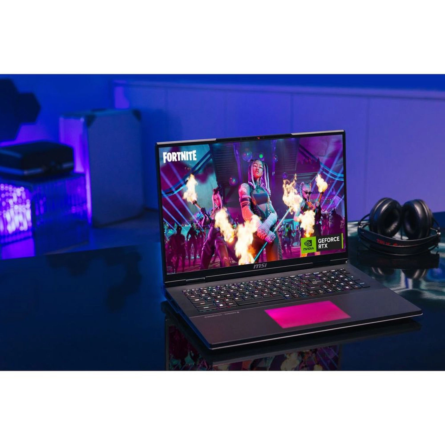 Titan 18 HX AI TITAN18 - 18'' Core Ultra 9-285HX 64GB 4TB SSD