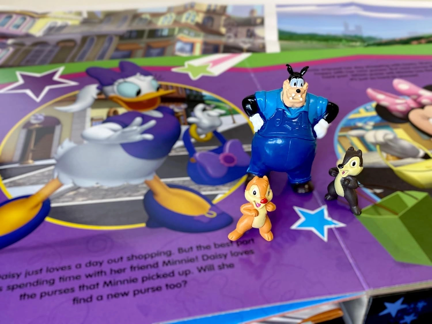 Mickey 100 My Busy Board Book - 3 years+