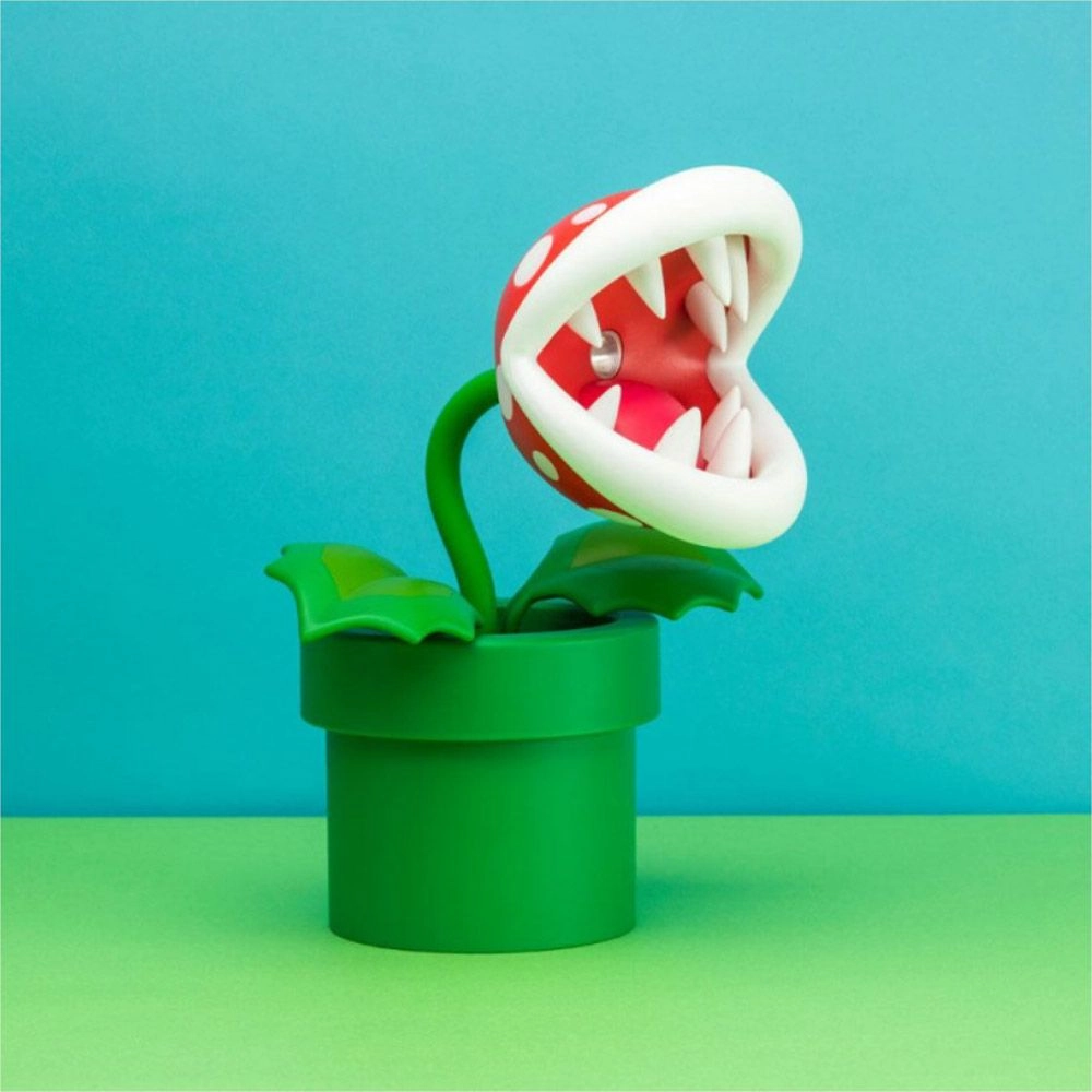 Super Mario Posable Mini Piranha Plant Lamp - 3 AAA 1.5V batteries
