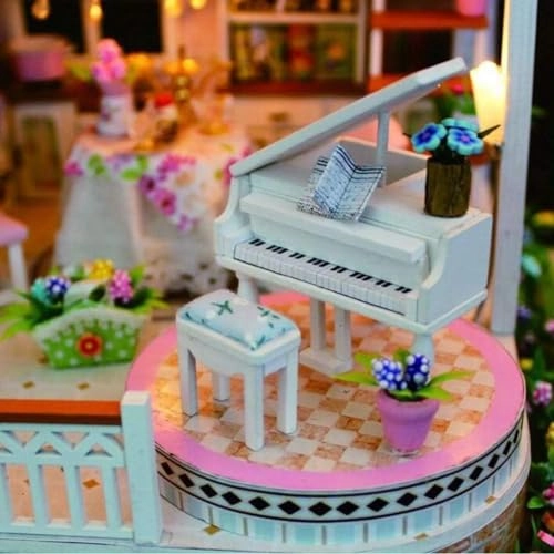 Miniature Dollhouse Kit - 1:24