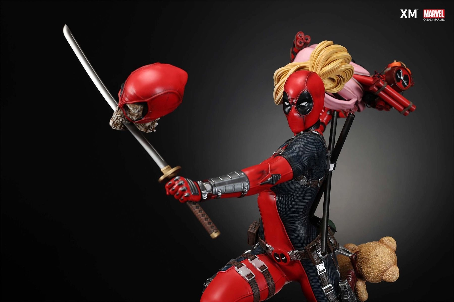 Lady Deadpool - 1/4 Scale Polystone Statue
