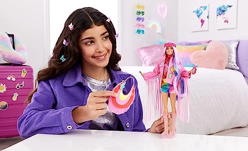 Barbie Extra Fly - Pink and purple hair Desert Fashion 15 accessories Ages 3+