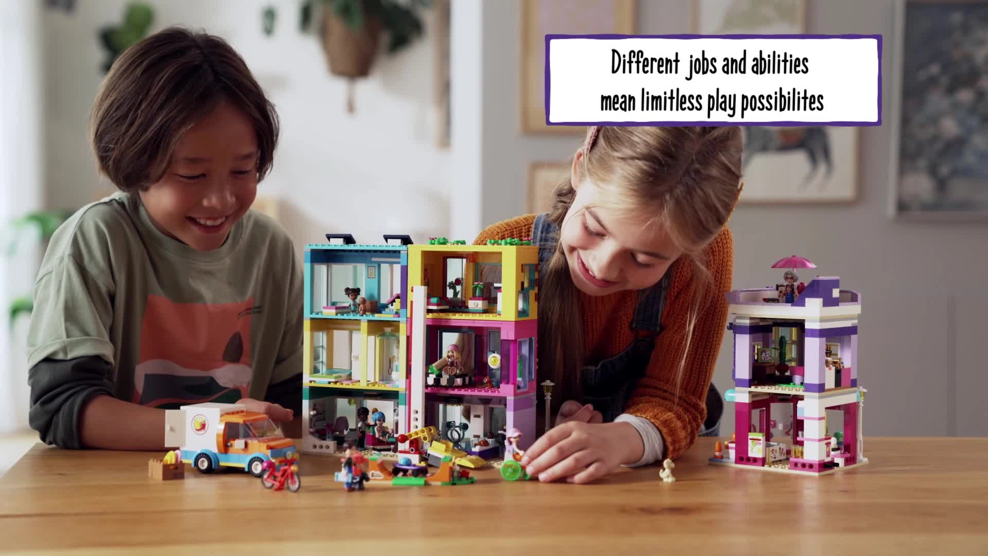 LEGO Friends Main Street Building (41704)