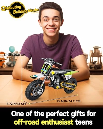 Off-Road Dirt Motorcycle - Building