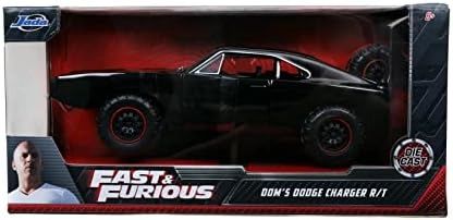 Fast & Furious 1970 Dom & Dodge Charger R/T with Dominic Toretto Figure - 1:24