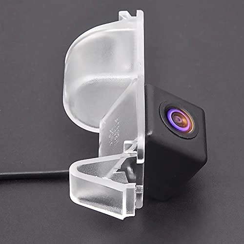 Rear View Reverse Backup Tracks Camera - 728 x 512