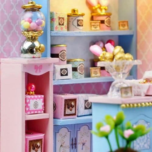 Miniature Dollhouse Kit - candy, cake and milk tea