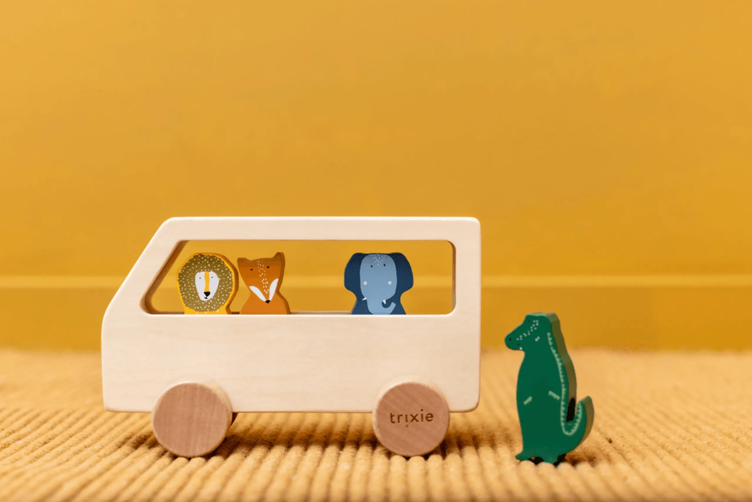 Wooden Animal Bus - FSC-certified wood 18 Months+