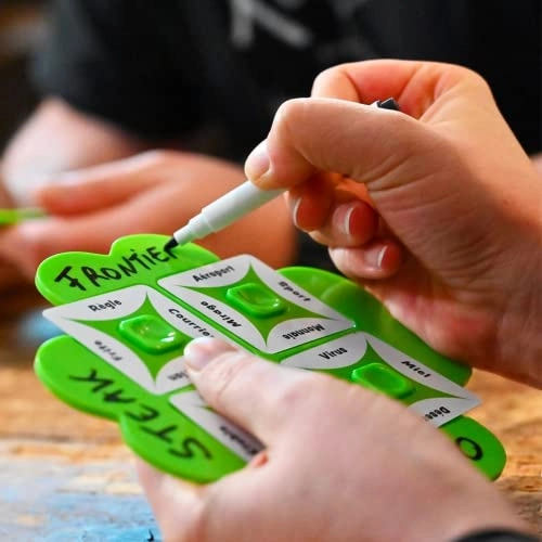 So Clover!: Cooperative Word Association