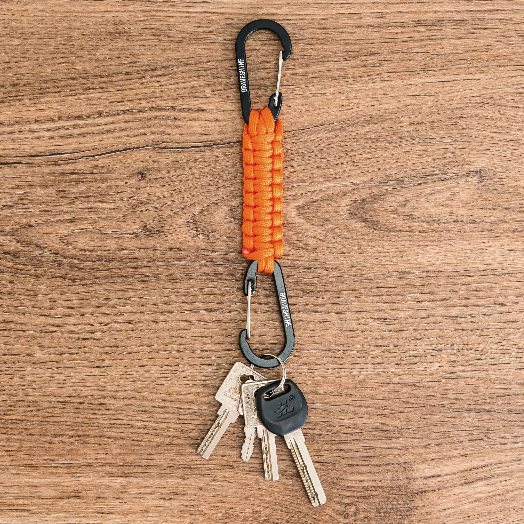 Paracord keychain