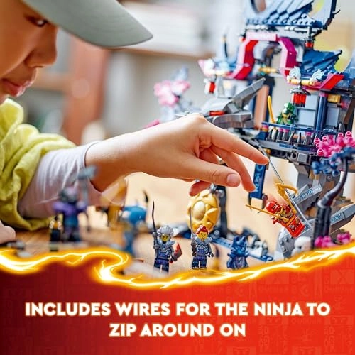NINJAGO Wolf Mask Shadow Dojo (71813)