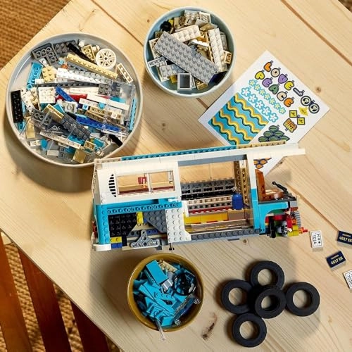 Volkswagen T2 Camper Van (10279)