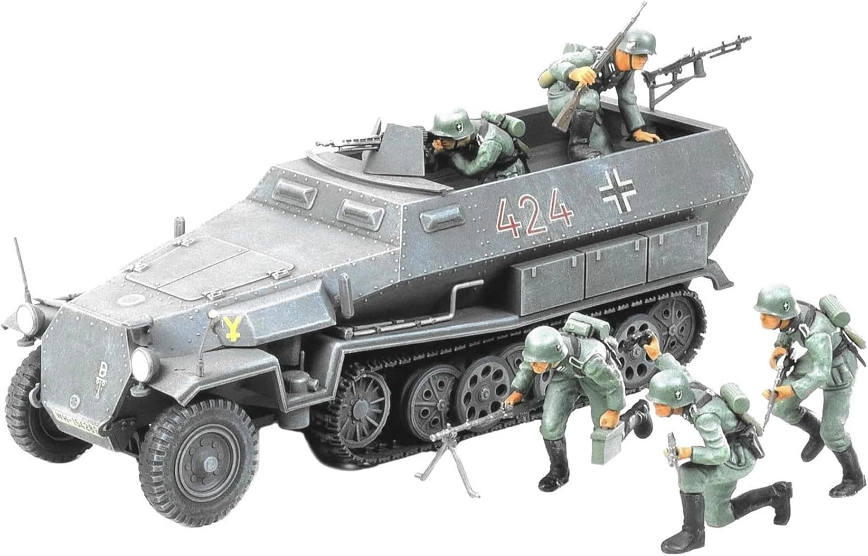 Tamiya Hanomag Sd.Kfz.251/1 Model Kit (TAM35020) - 1:35 Assembly Kit