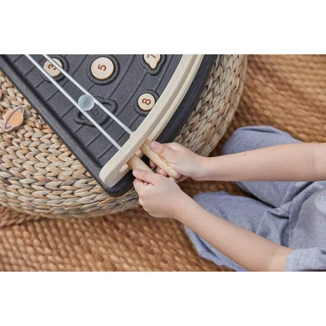 Land The Planet Game - Suitable for 3 years and above