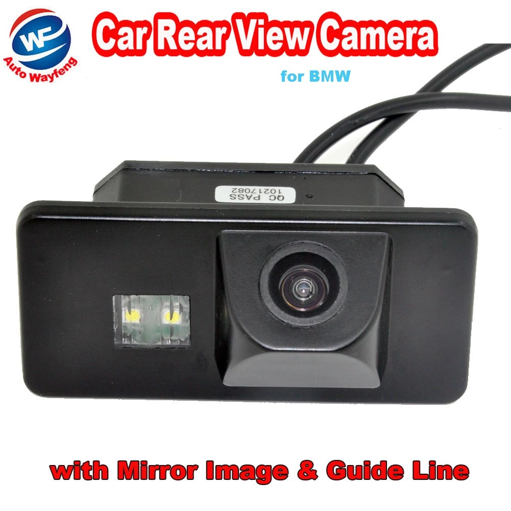 Car Rear View Backup Camera - 728 x 512 pixels