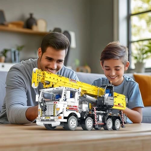 Automatic Crane Building Kit (22007) - 2206 Pieces Remote Control