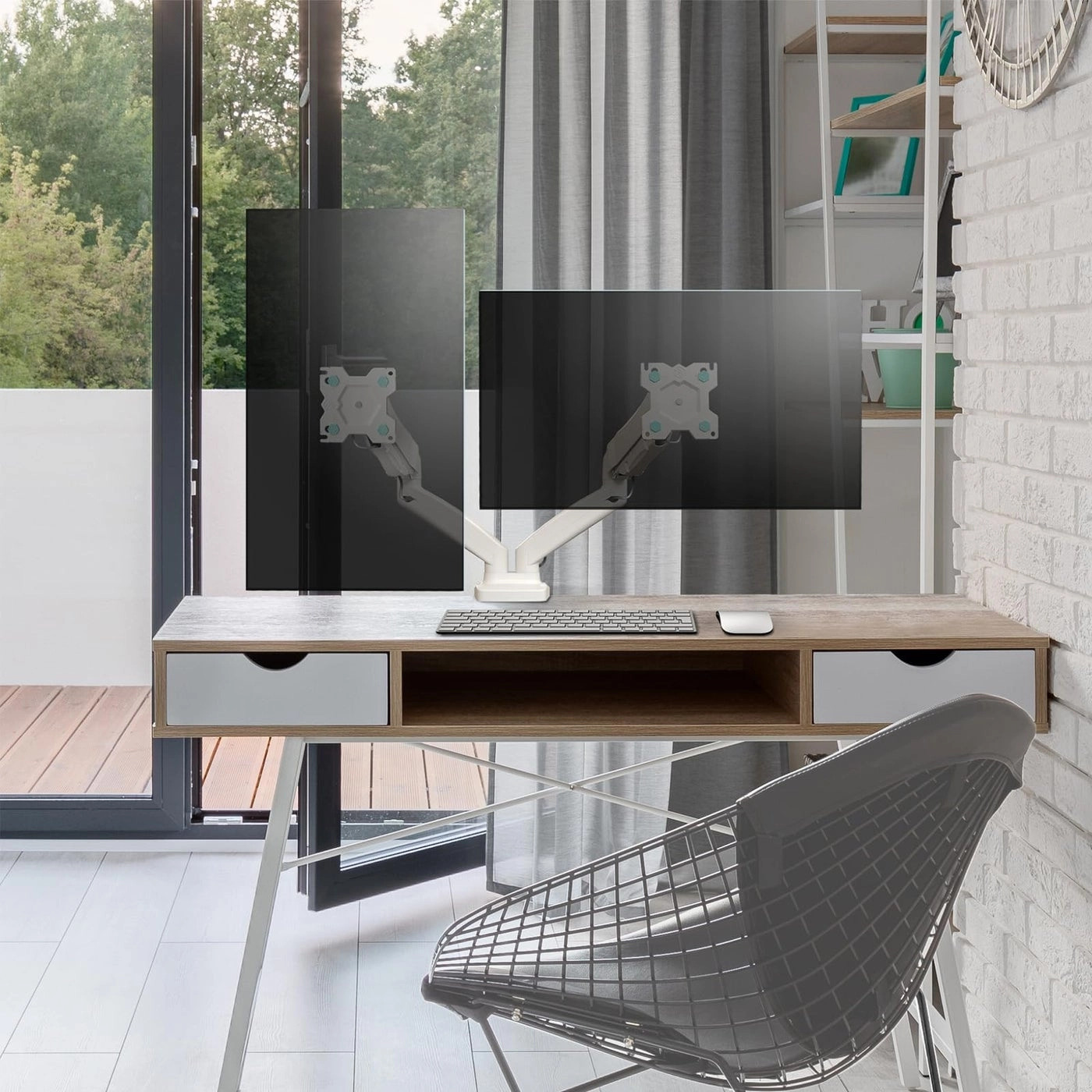 G160-W - Two 13-32 Inch 75x75 100x100 VESA