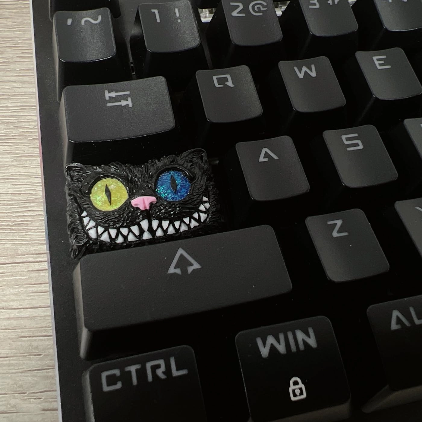 LINWIN Custom Keycap - Cat Resin