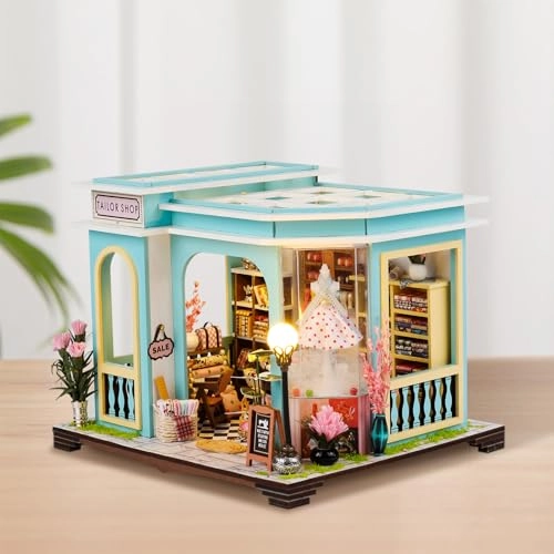 Miniature House Kit - 1:24 Light Blue and White