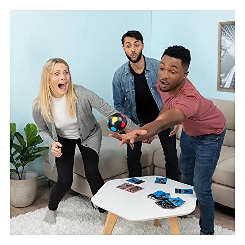 The One With The Ball Party Game - English, Multilingual 3 years and up 1 piece(s)