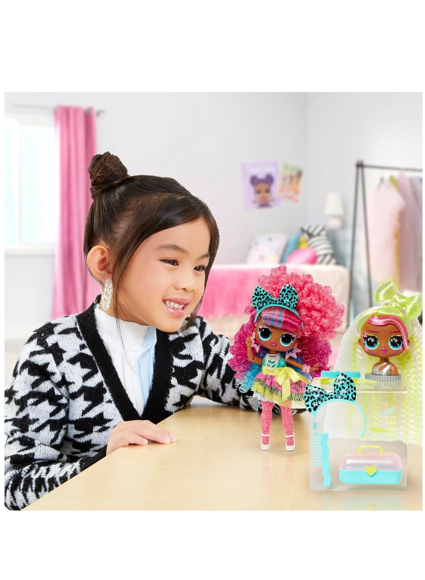 Cora Fashion Doll - Tweens Surprise Swap Curls-2-Crimps