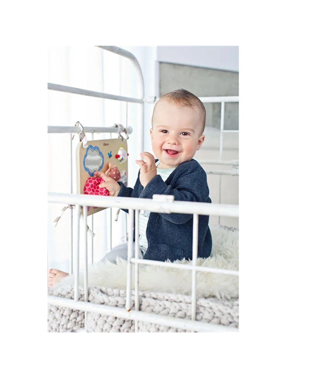 Busy Buddies Crib - 10 Months