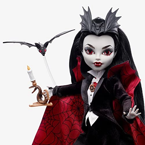 Dracula Doll - Skullector Collectors
