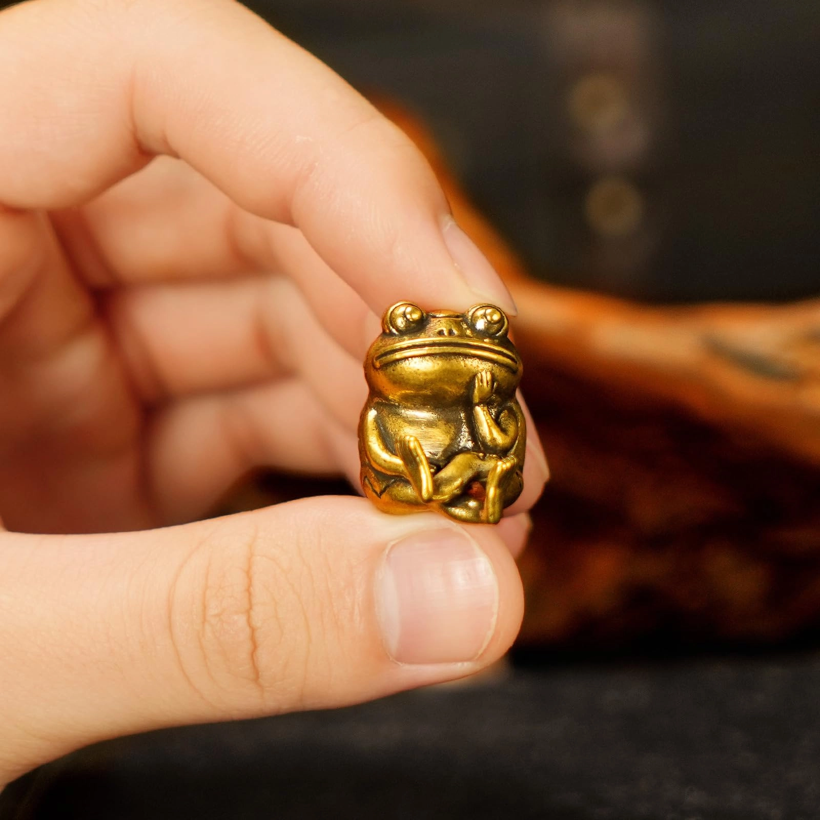 Retro Frog Statue - Brass
