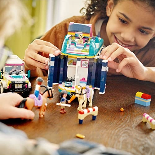 Friends Horse Show Trailer (41722)