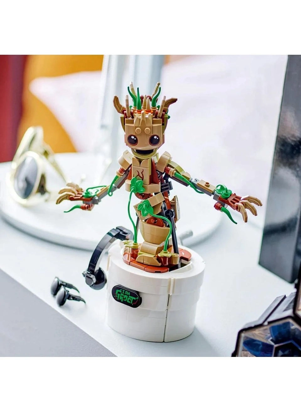 Marvel LEGO Dancing Groot (76297)