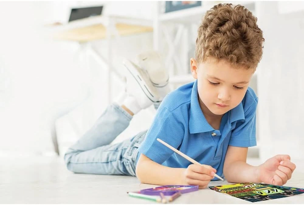 Scratch Art Kit - 8 pieces wooden pen