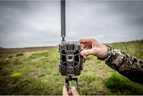 Deceptor - 40MP + FieldMax Lithium Rechargeable Battery Cartridge