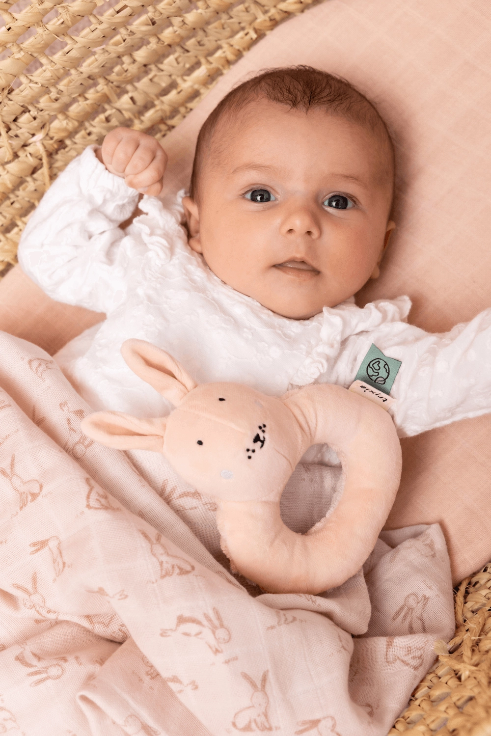 Mrs. Rabbit - Suitable for 0 month and above Made with non-toxic, baby-safe materials