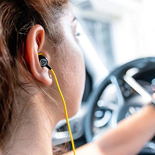 CLAMOR Wired Earphone