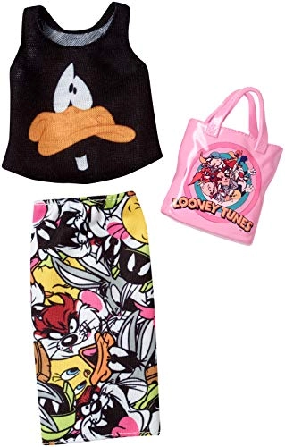 Complete Looks - Looney Tunes Outfit and Accessories