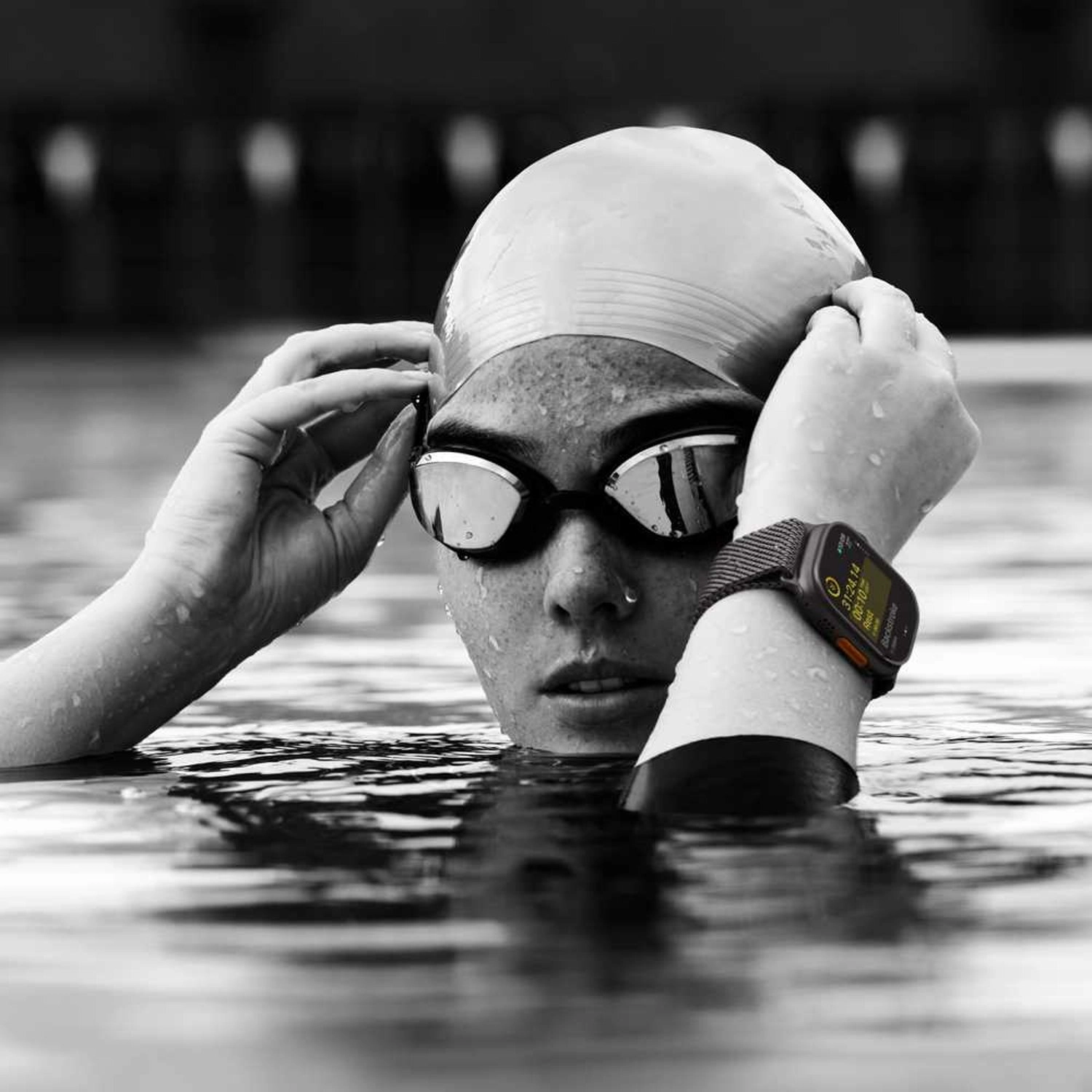 Watch Ultra 2 49mm Titanium Cellular GPS