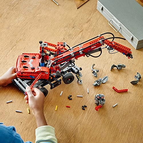 Technic Material Handler (42144)
