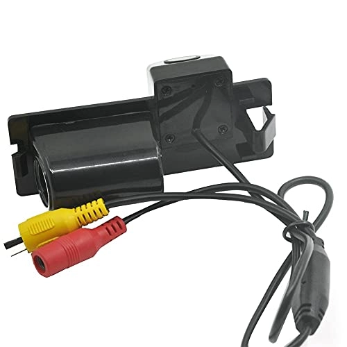Rear View Reverse Backup Tracks Camera - 728 x 512