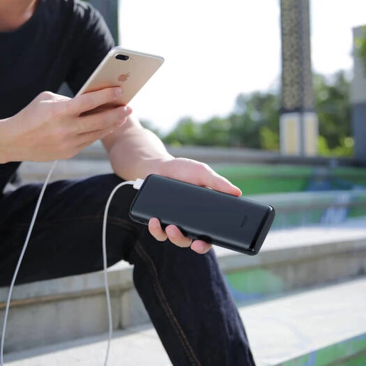 PB-Y23 - 20,000 mAh 18W Quick Charge 3.0