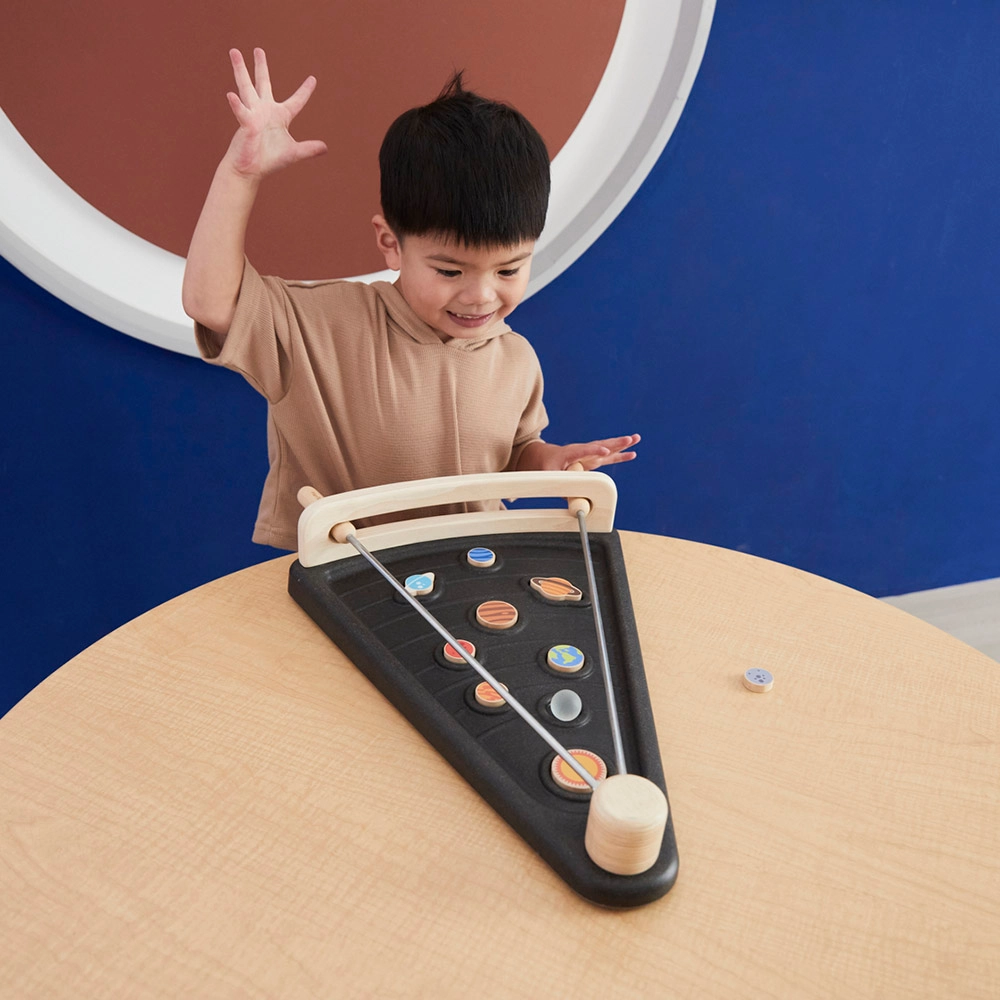 Land The Planet Game - Suitable for 3 years and above